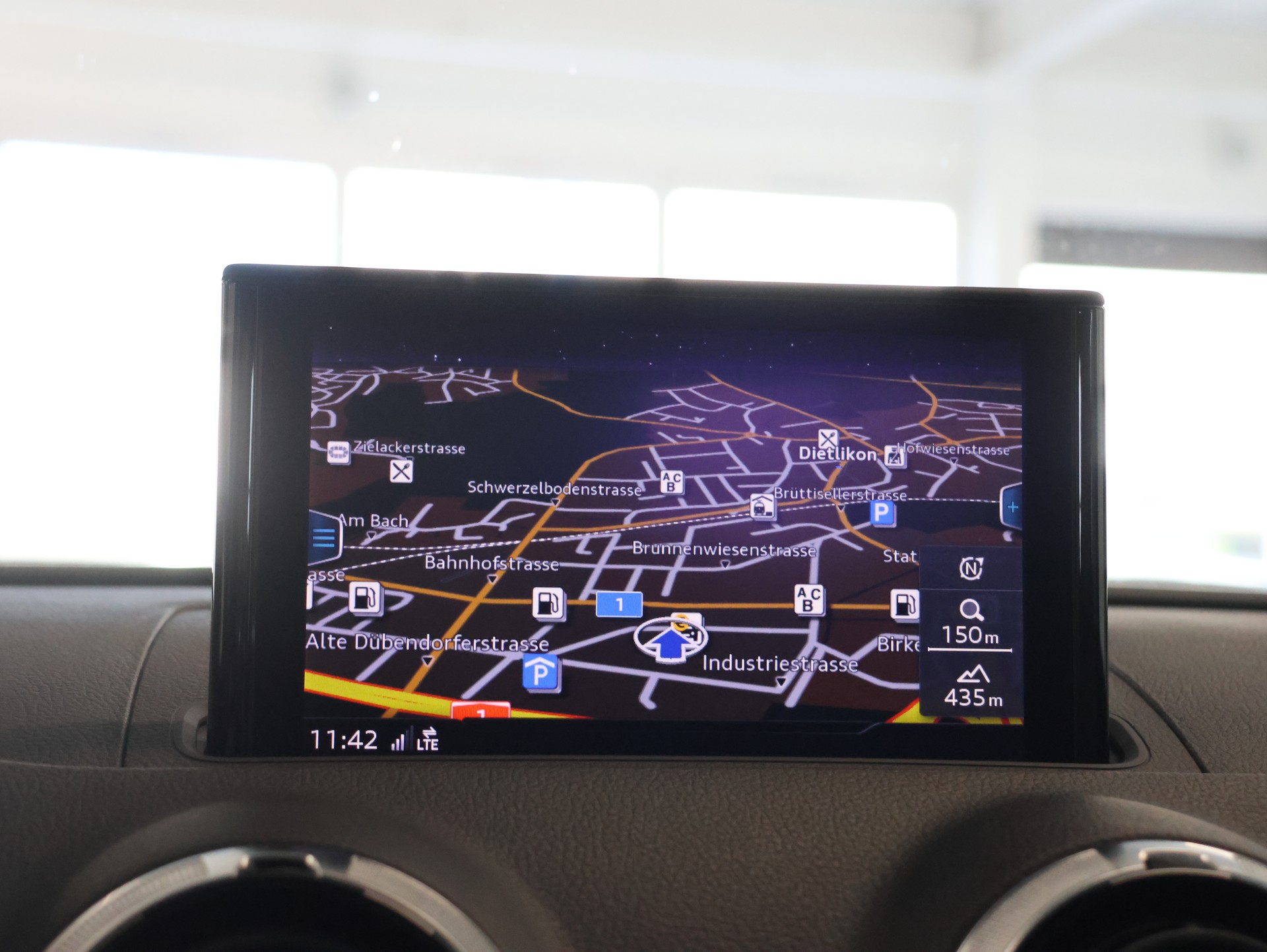AUDI RS3 Limousine 2.5 TSI quattro S-tronic *MAGNETIC-RIDE*-image-26