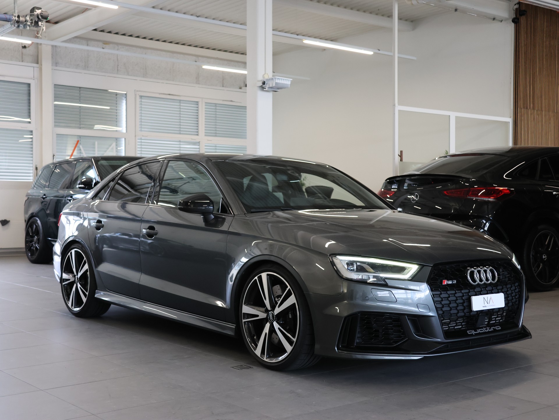 AUDI RS3 Limousine 2.5 TSI quattro S-tronic *MAGNETIC-RIDE*-image-1