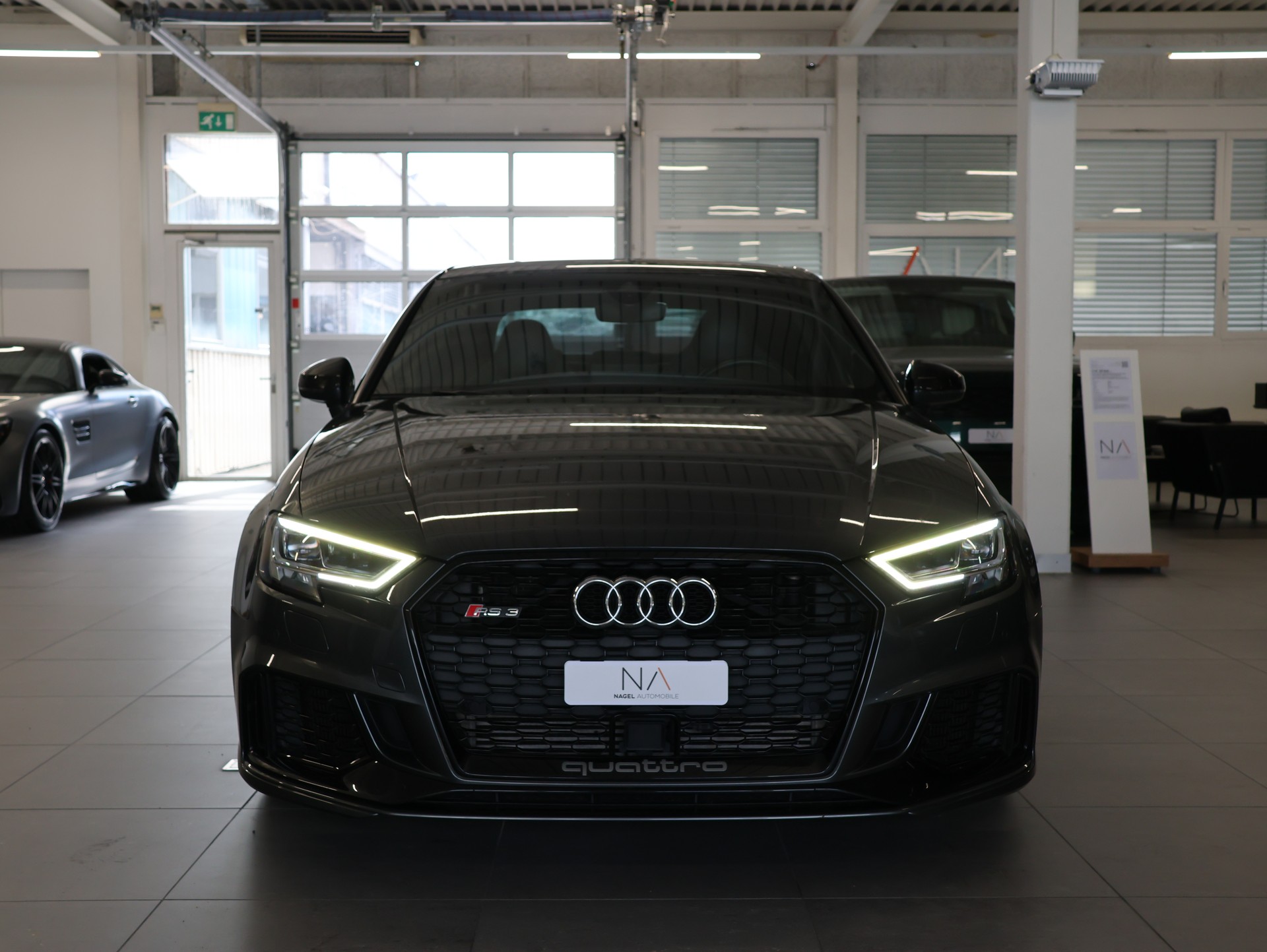 AUDI RS3 Limousine 2.5 TSI quattro S-tronic *MAGNETIC-RIDE*-image-2