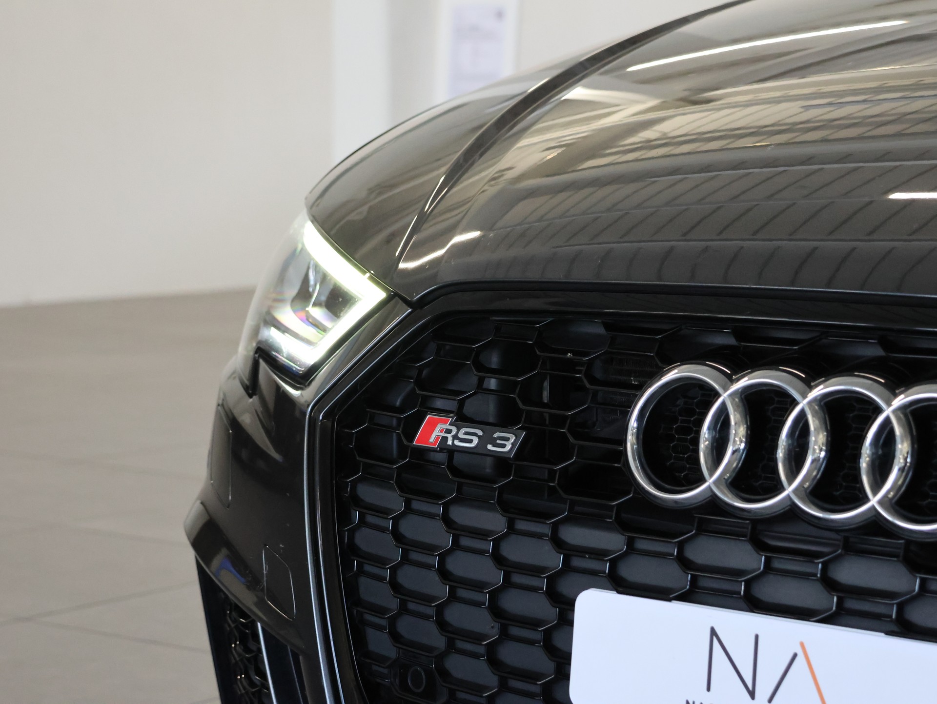 AUDI RS3 Limousine 2.5 TSI quattro S-tronic *MAGNETIC-RIDE*-image-12