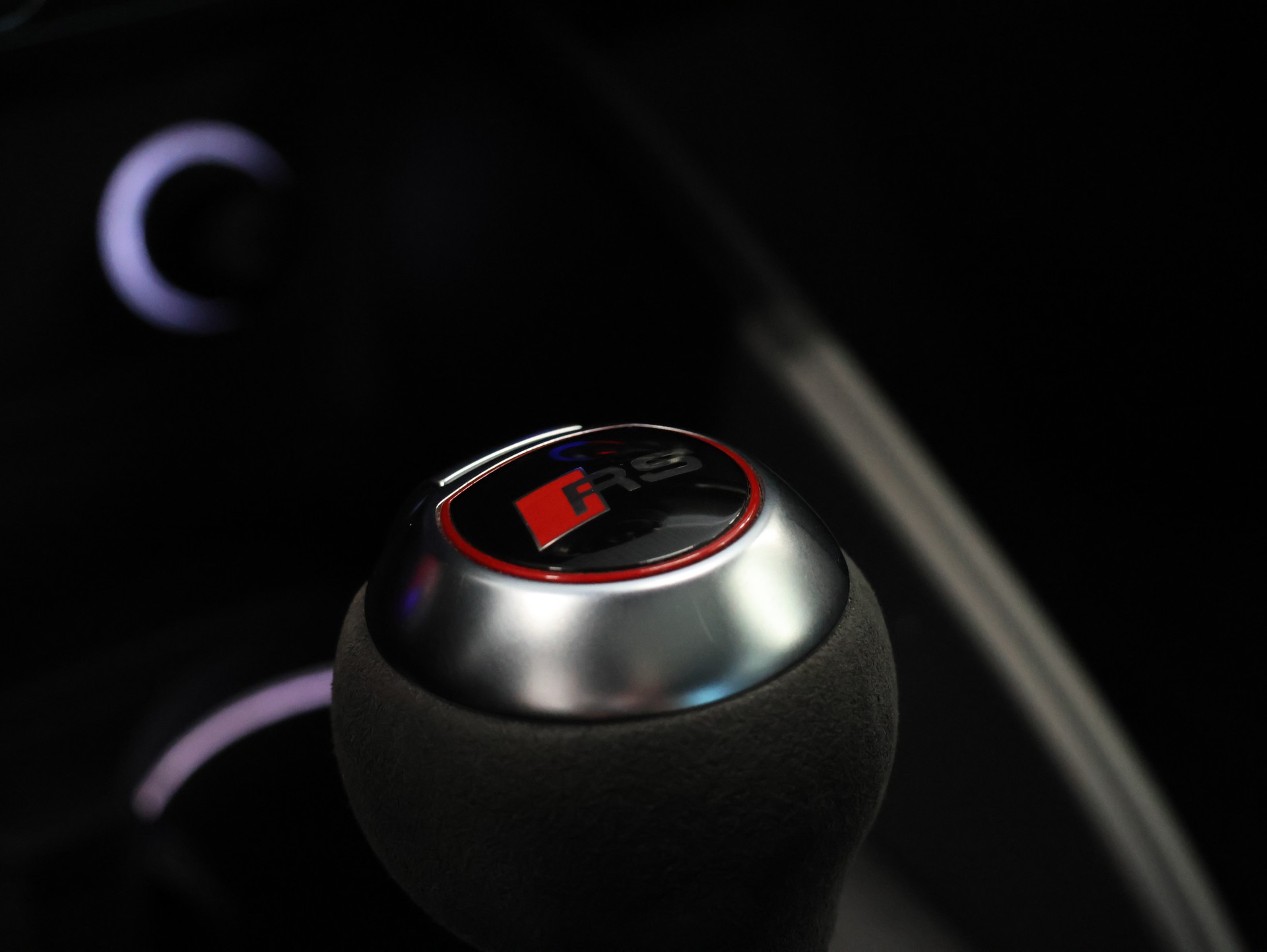 AUDI RS3 Limousine 2.5 TSI quattro S-tronic *MAGNETIC-RIDE*-image-29