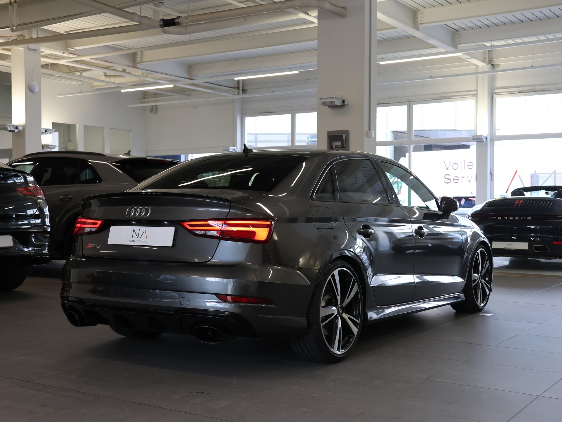 AUDI RS3 Limousine 2.5 TSI quattro S-tronic *MAGNETIC-RIDE*-image-8