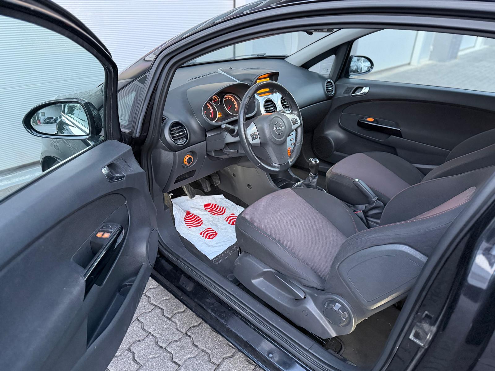 OPEL Corsa 1.4 TP Sport-image-7