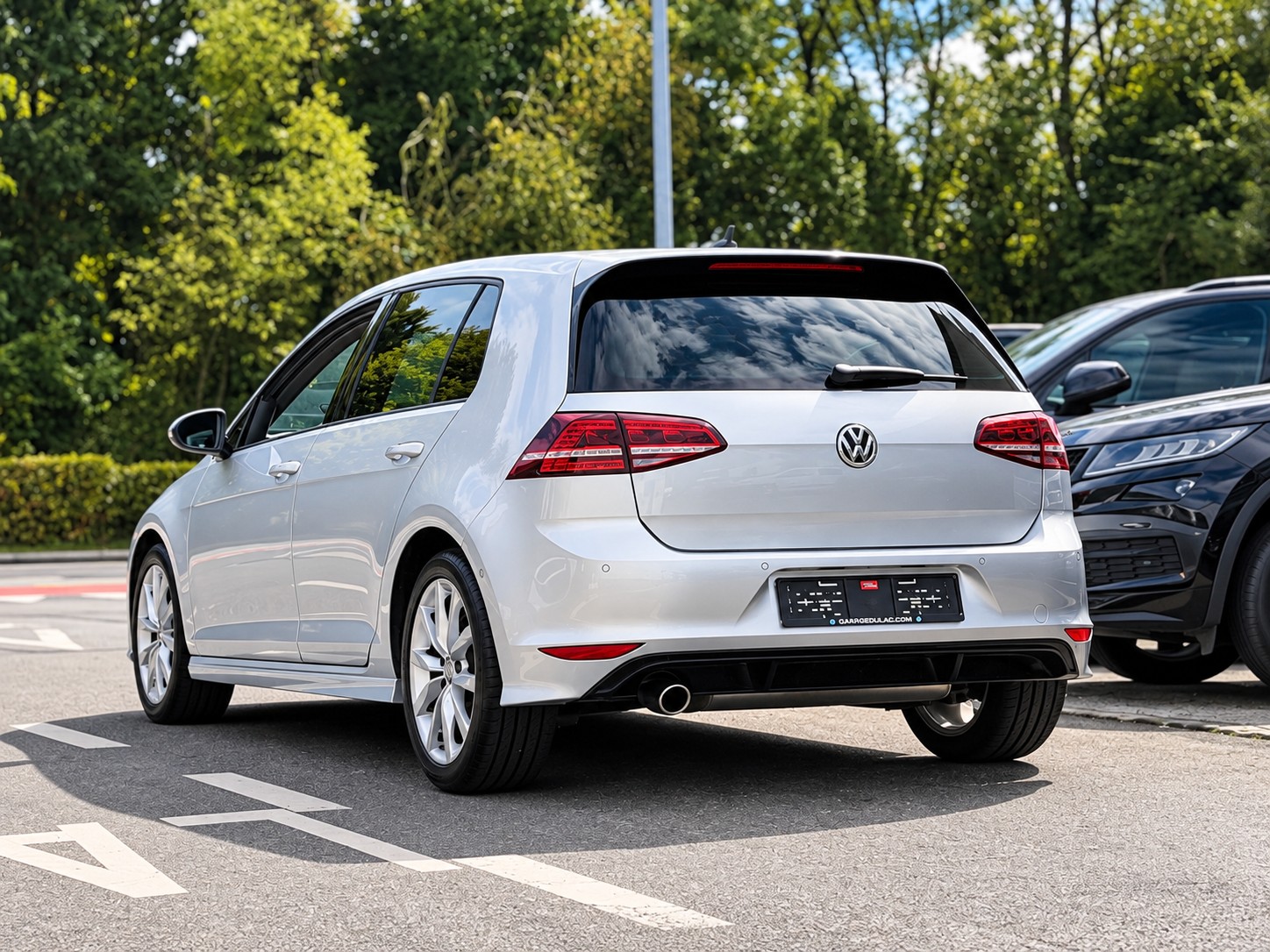 VW Golf 1.2 TSI Cup R-Line-image-4