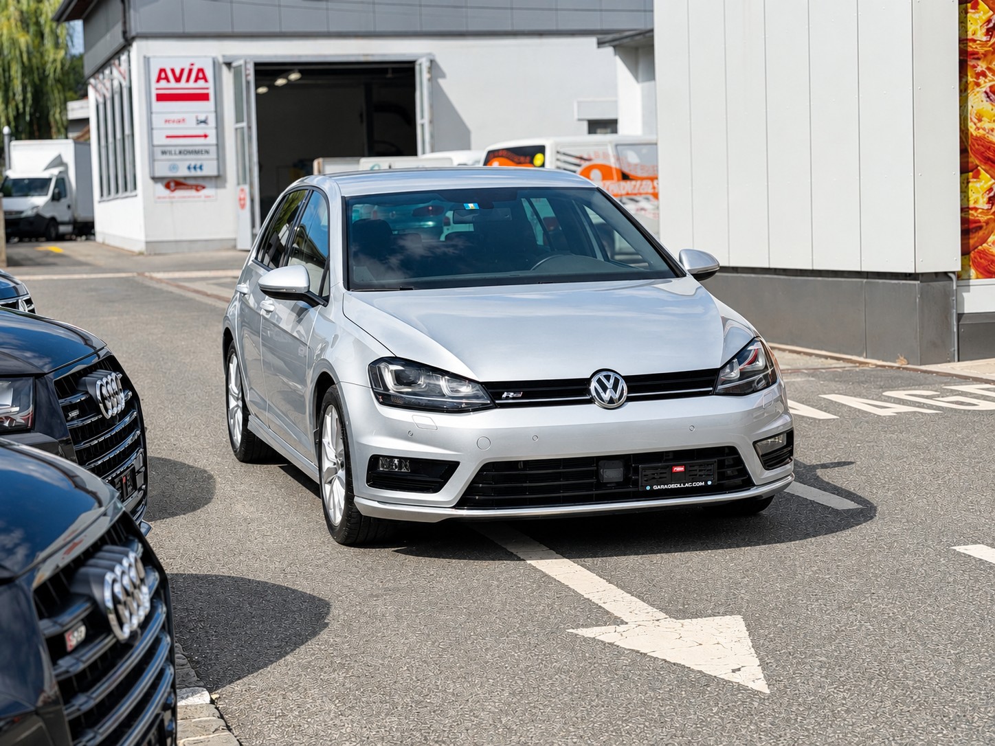 VW Golf 1.2 TSI Cup R-Line-image-2