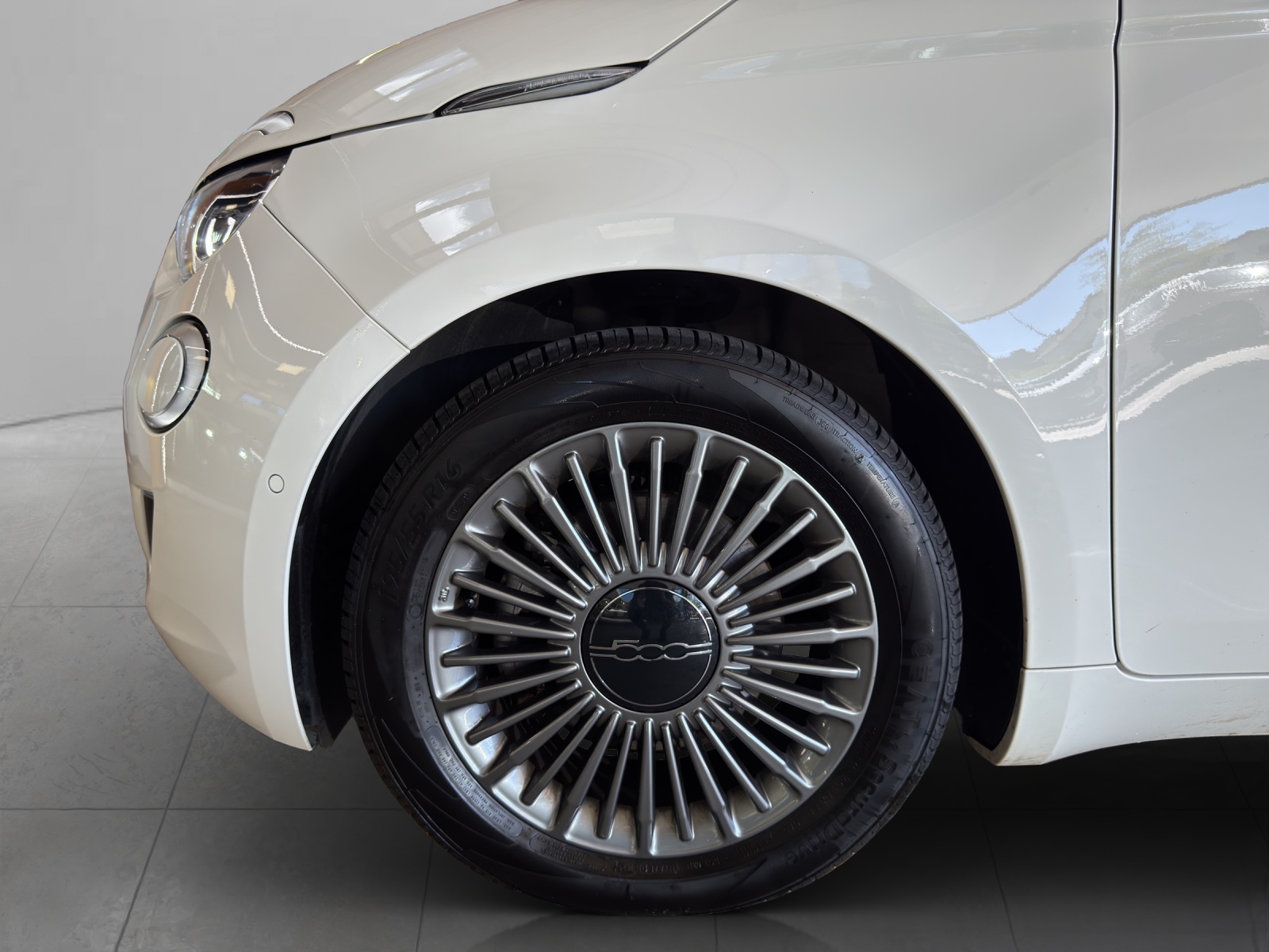 FIAT 500 Icon 332.312.0-image-12