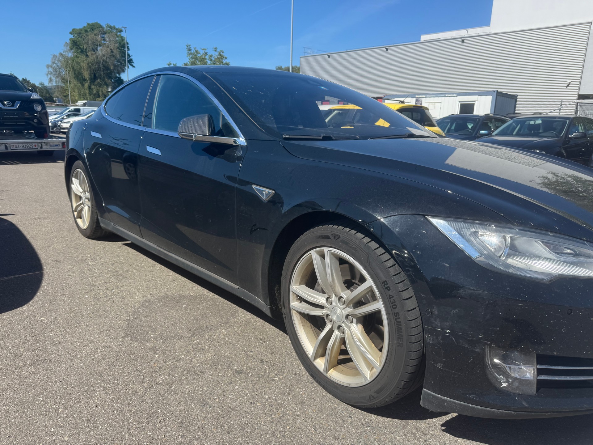 TESLA MODEL S-image-3