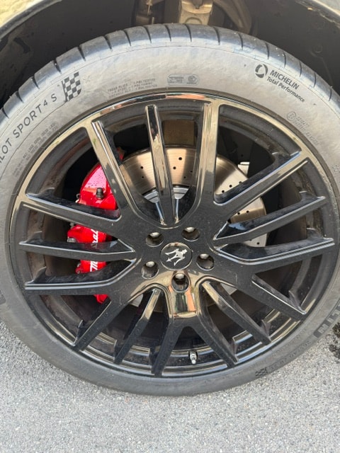 MASERATI Levante S 3.0 V6 GranLusso Automatica-showroom-element-3