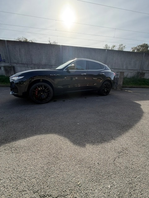 MASERATI Levante S 3.0 V6 GranLusso Automatica-showroom-element-2