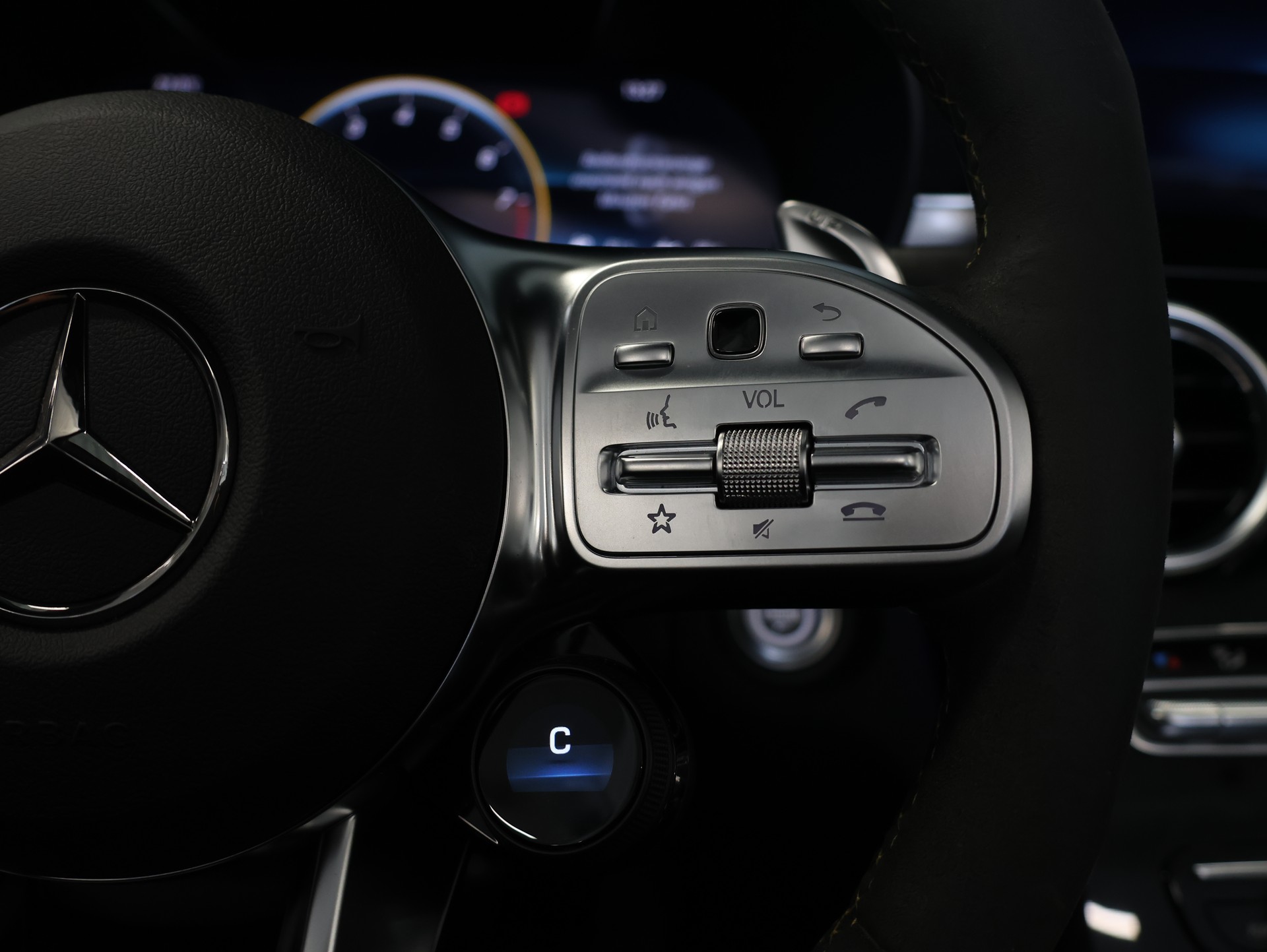 MERCEDES-BENZ C 63 S AMG Premium 9G-tronic *AMG-PERFORMANCE AUSPUFF*-image-21