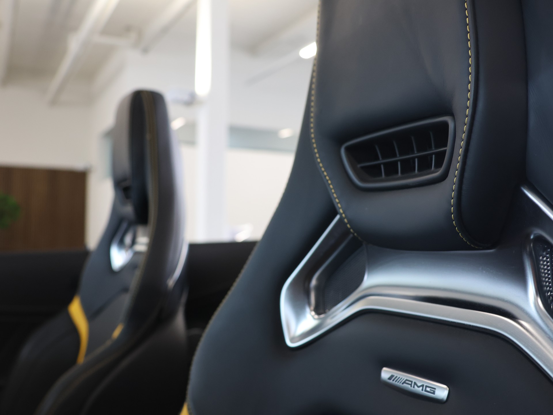 MERCEDES-BENZ C 63 S AMG Premium 9G-tronic *AMG-PERFORMANCE AUSPUFF*-image-18