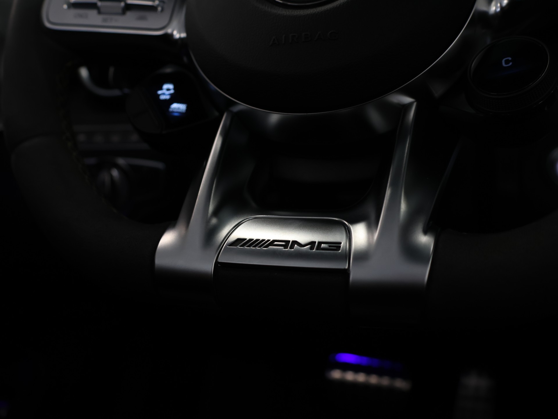 MERCEDES-BENZ C 63 S AMG Premium 9G-tronic *AMG-PERFORMANCE AUSPUFF*-image-25