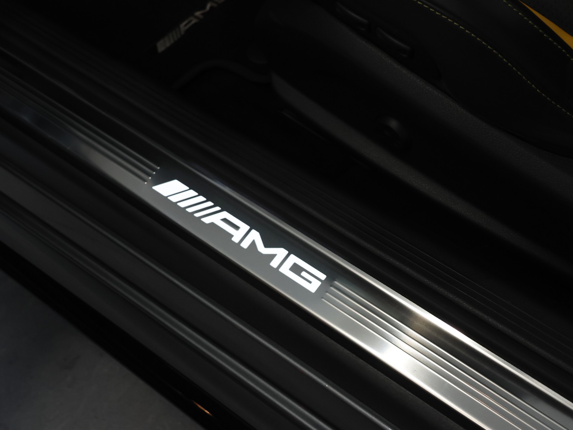 MERCEDES-BENZ C 63 S AMG Premium 9G-tronic *AMG-PERFORMANCE AUSPUFF*-image-15
