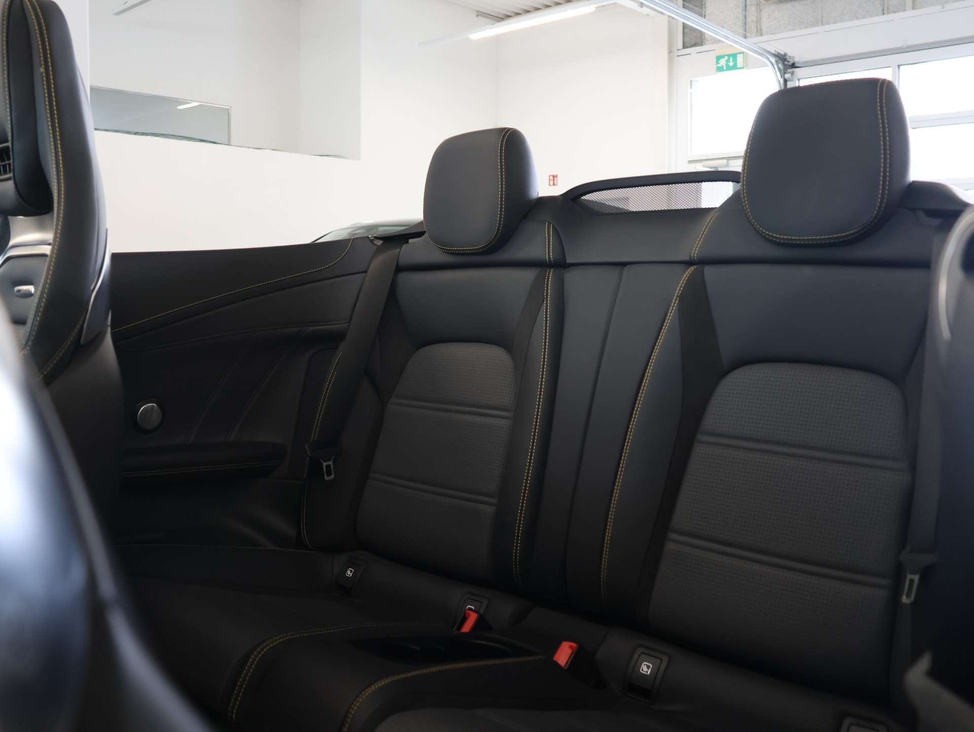 MERCEDES-BENZ C 63 S AMG Premium 9G-tronic *AMG-PERFORMANCE AUSPUFF*-image-39