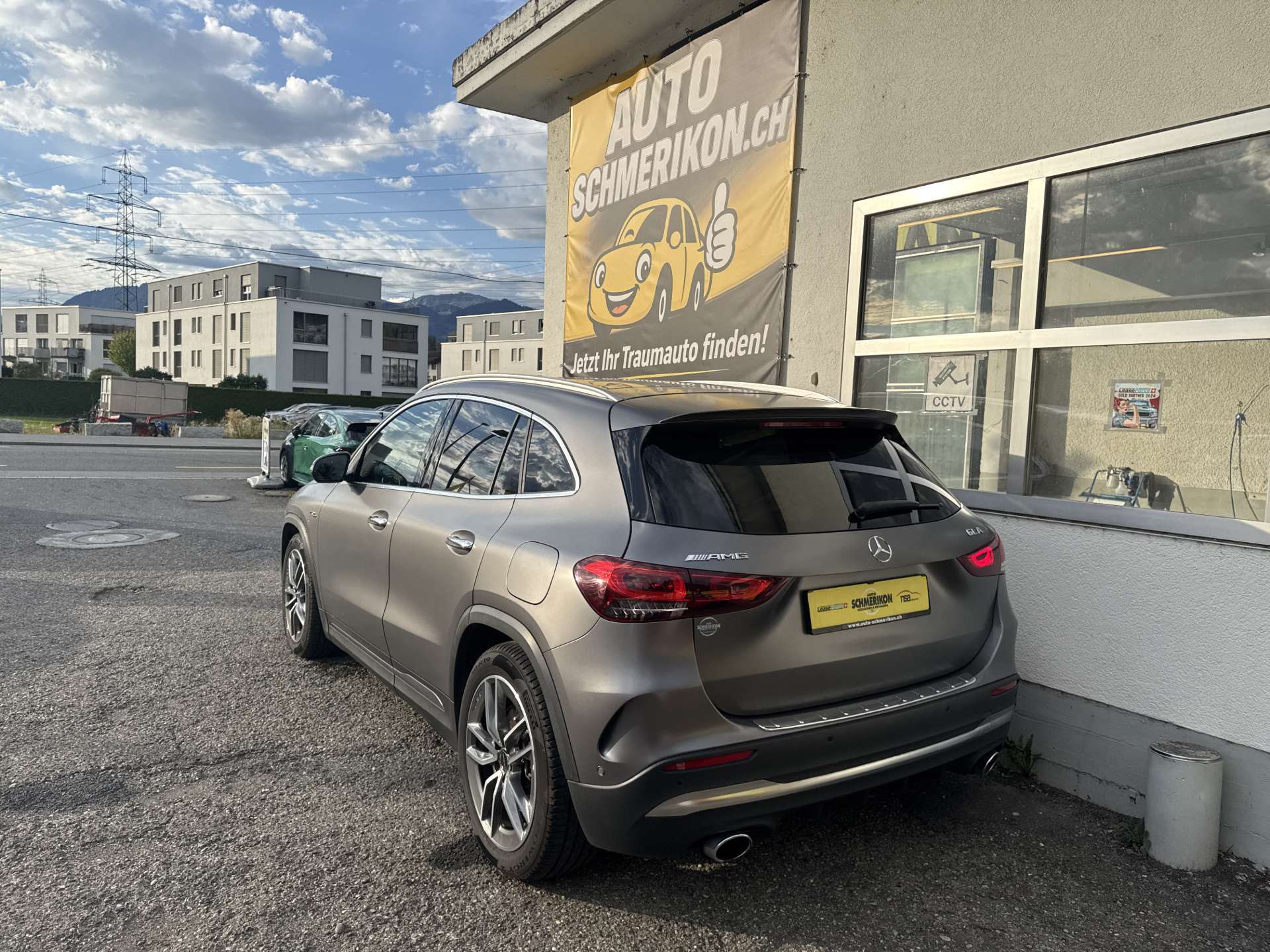 MERCEDES-BENZ GLA 35 AMG 4Matic 8G-Speedshift DCT-Automat-image-2