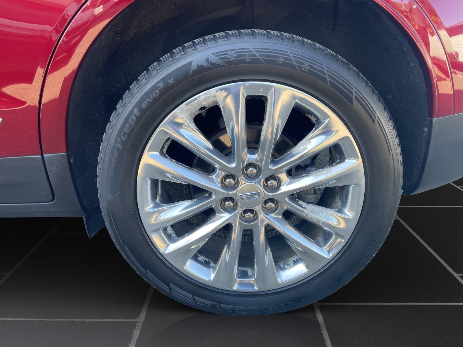 CADILLAC XT5 Luxury-image-9