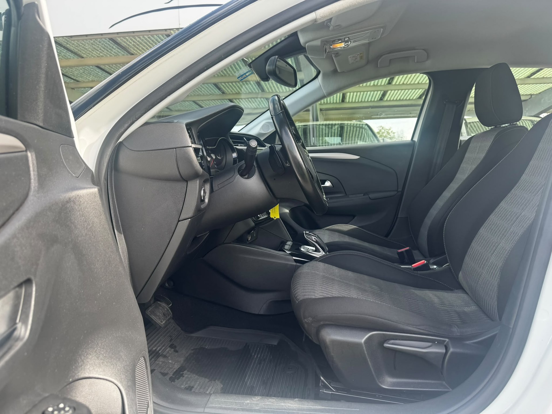 OPEL Corsa 1.2 TP Edition-image-10