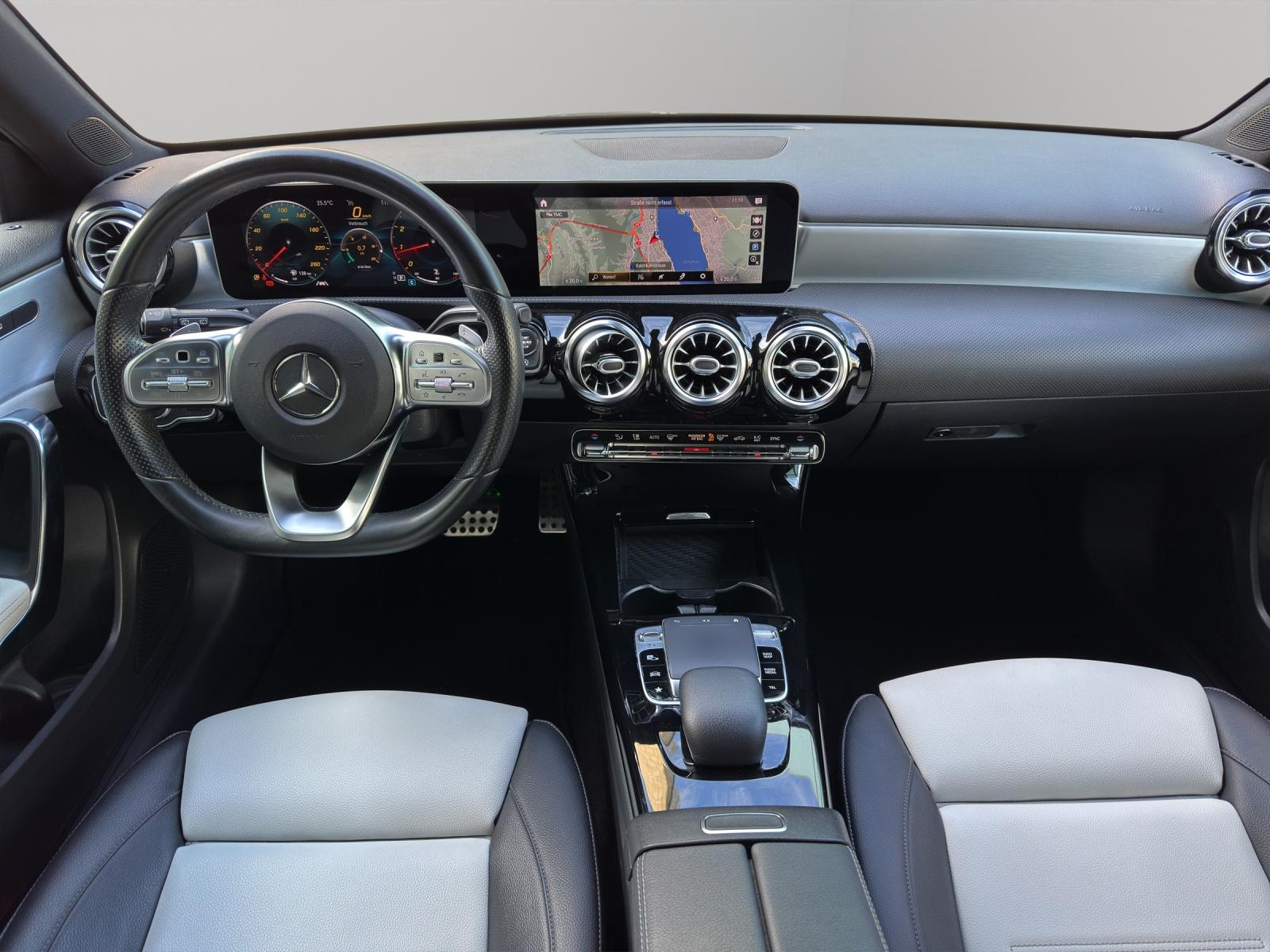 MERCEDES-BENZ A 200 AMG Line-image-7