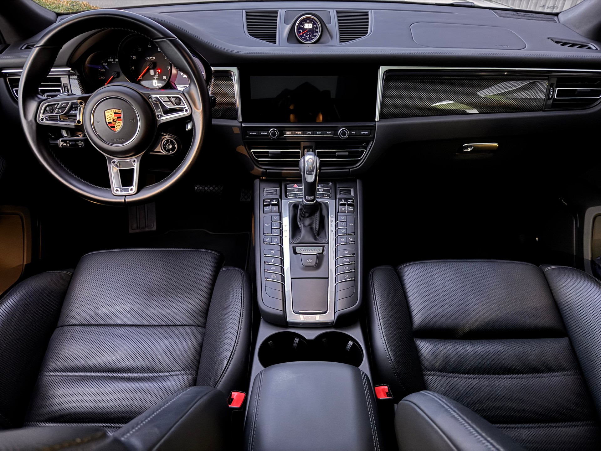 PORSCHE 2.9 V6 GTS-image-4