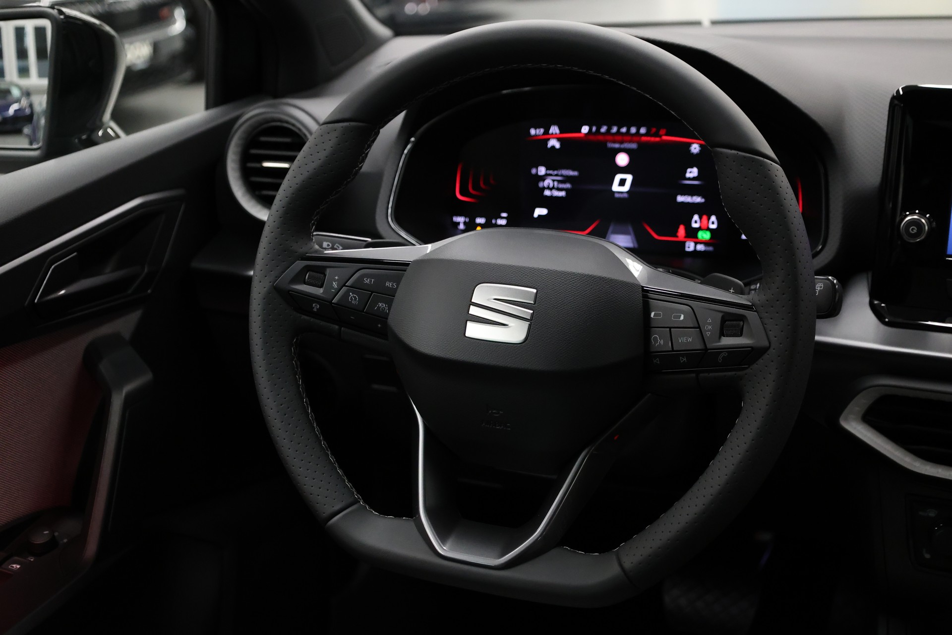 SEAT Ibiza 1.0 TSI 115 FR DSG-image-19