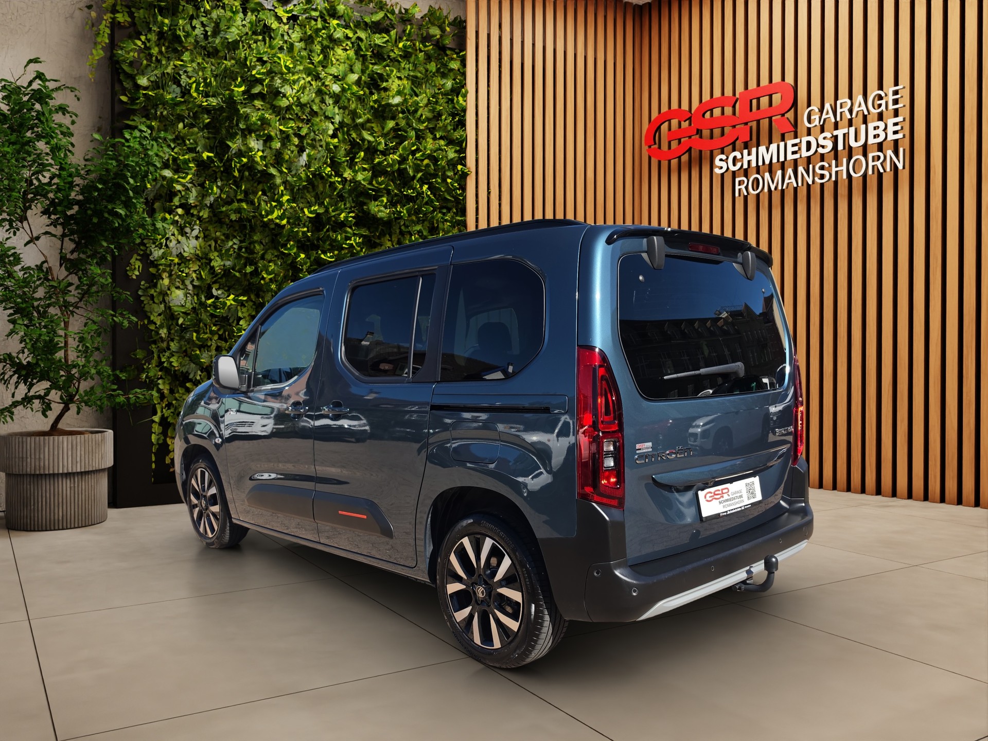 CITROEN Berlingo 1.5 BlueHDi Max EAT8-image-2