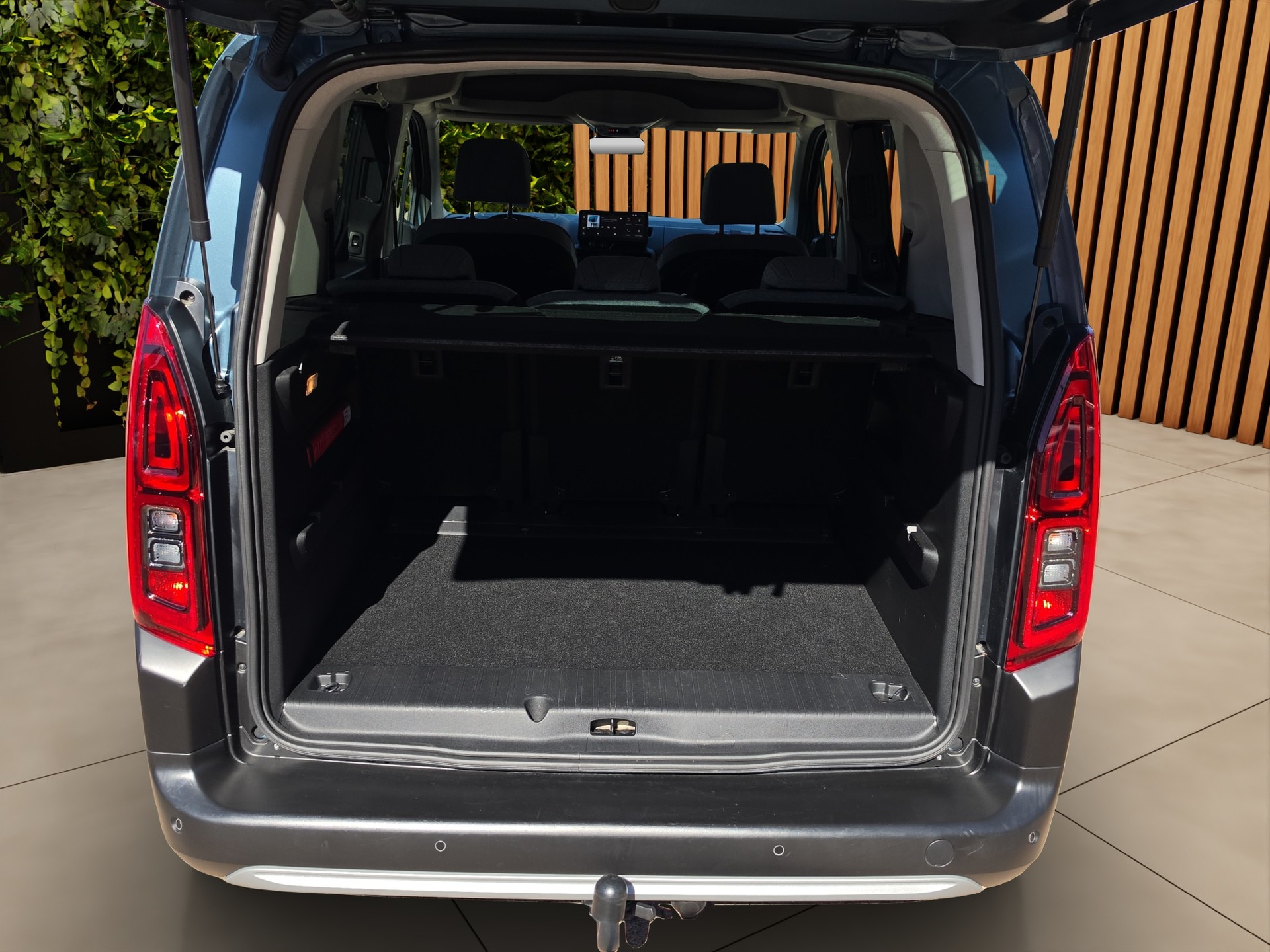 CITROEN Berlingo 1.5 BlueHDi Max EAT8-image-15