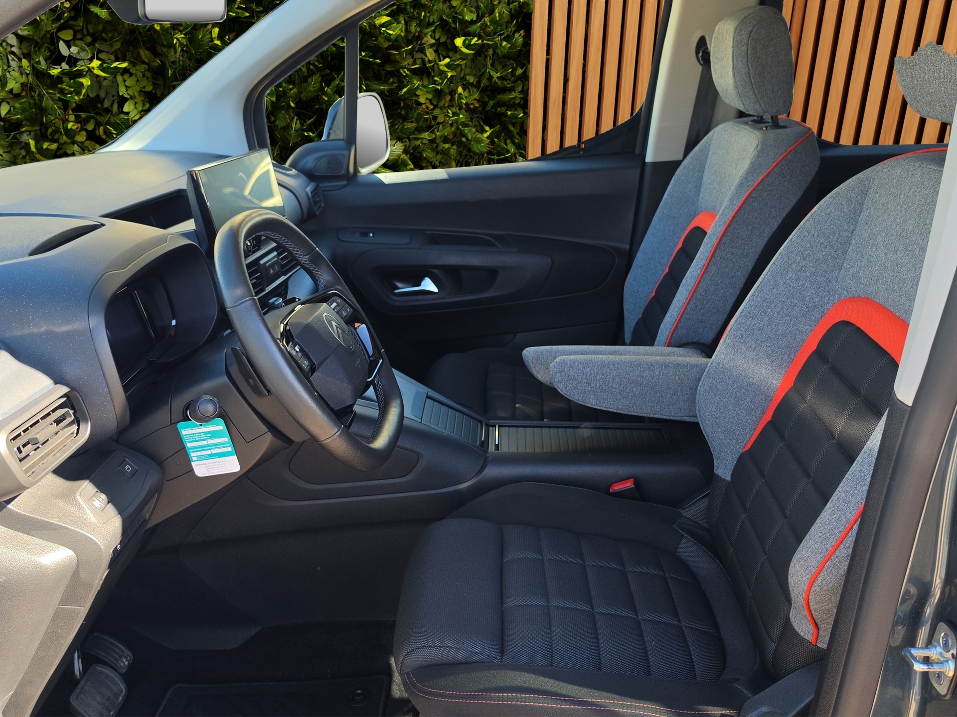 CITROEN Berlingo 1.5 BlueHDi Max EAT8-image-7