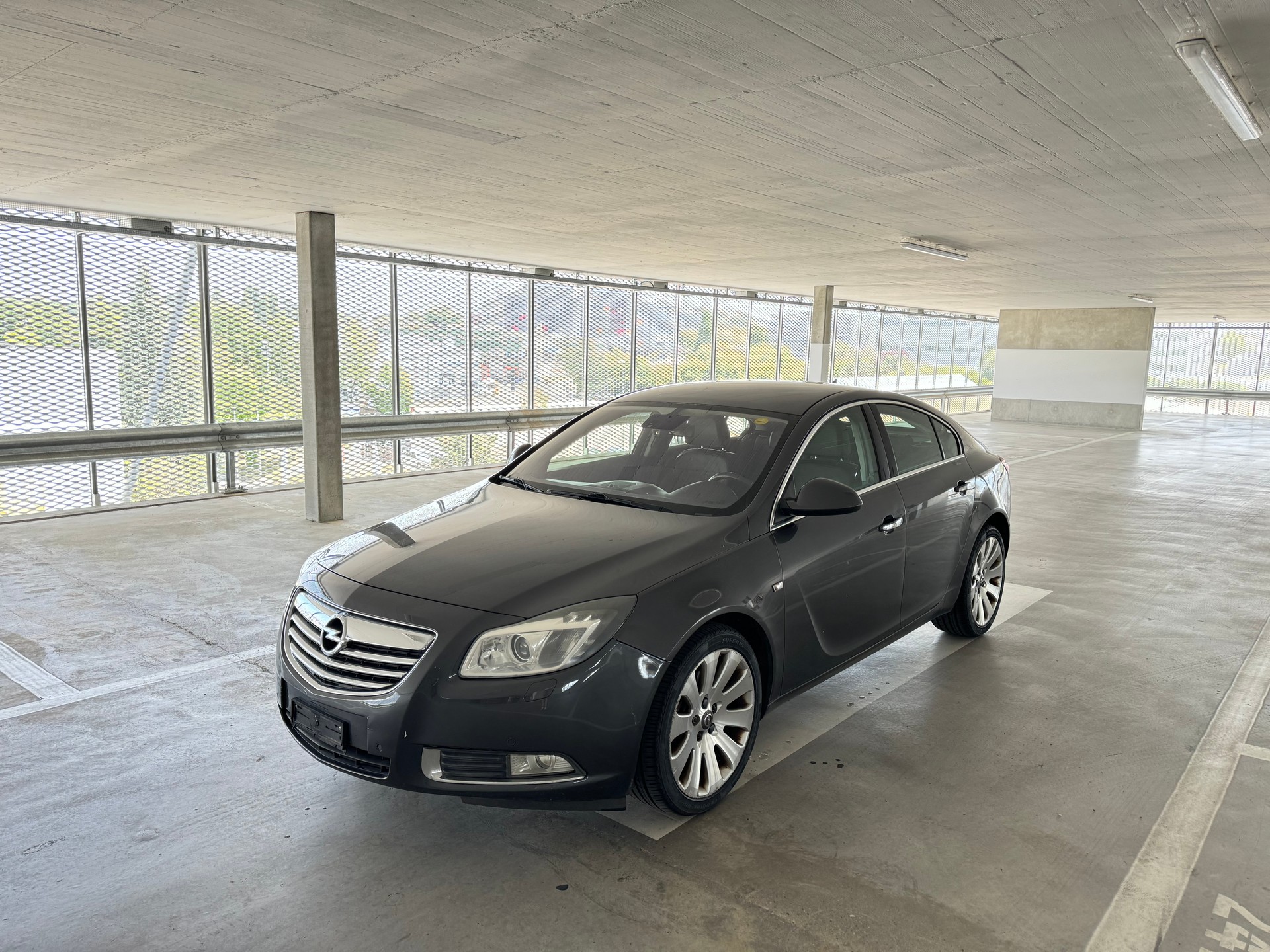 OPEL Insignia 2.0 CDTI Edition Automatic-image-2