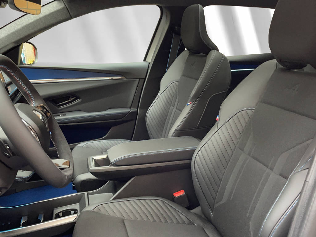 RENAULT Scénic E-Tech esprit Alpine-image-3