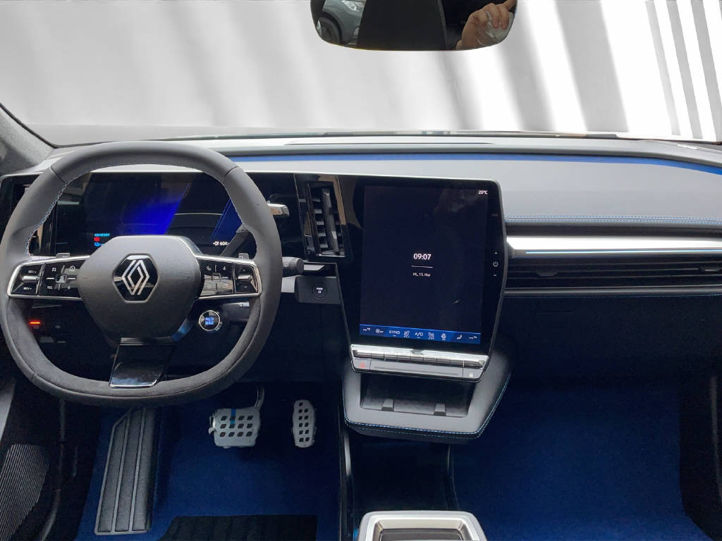 RENAULT Scénic E-Tech esprit Alpine-image-4