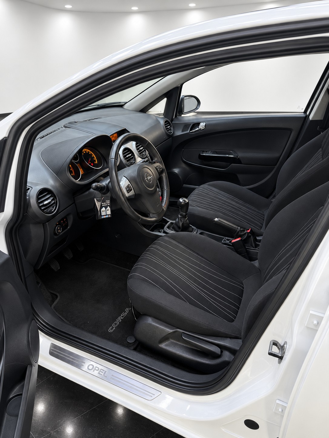 OPEL 1.4i 16V TP Sport-image-5