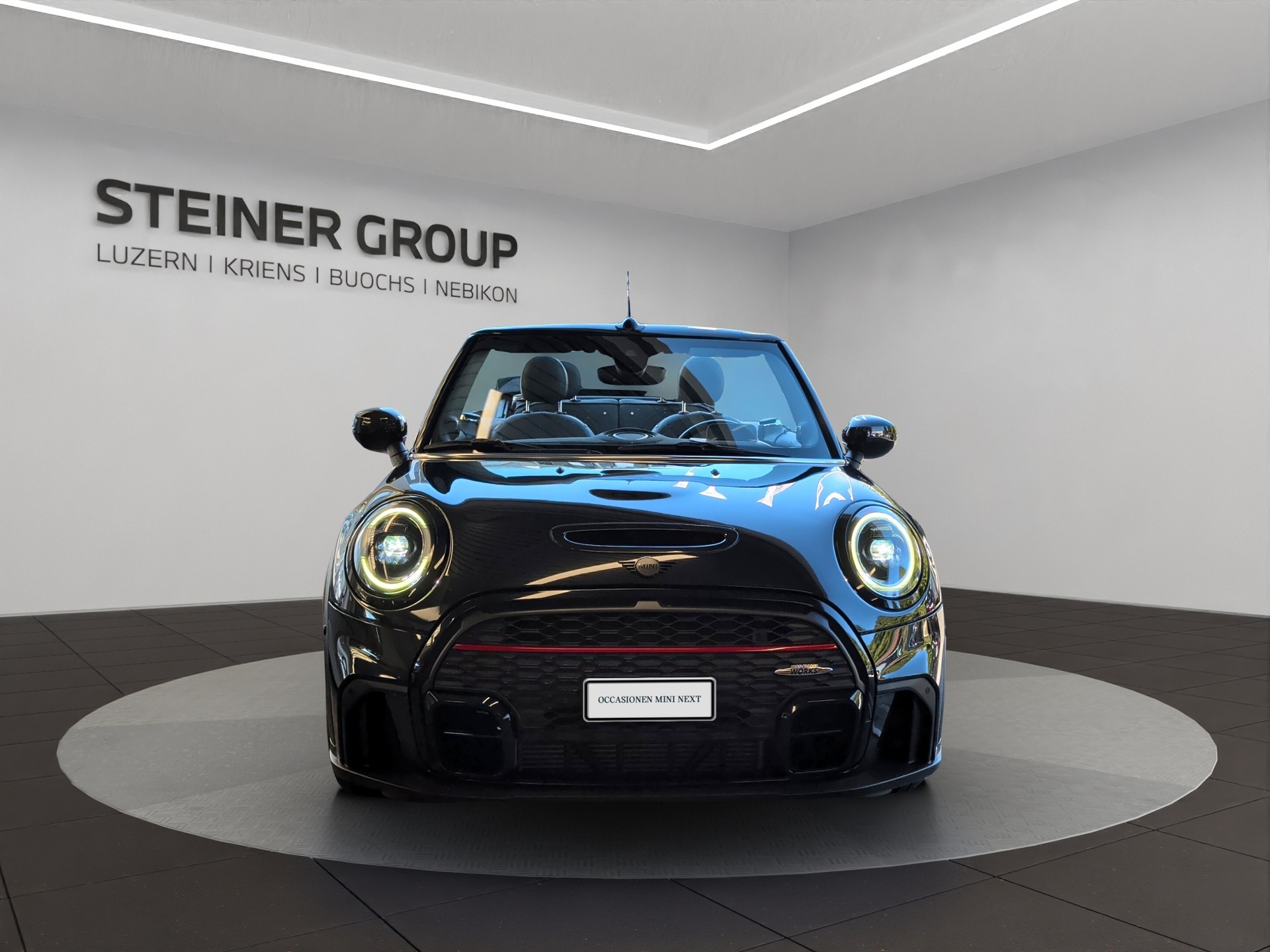 MINI Cooper John Cooper Works Cabriolet Steptronic-image-1
