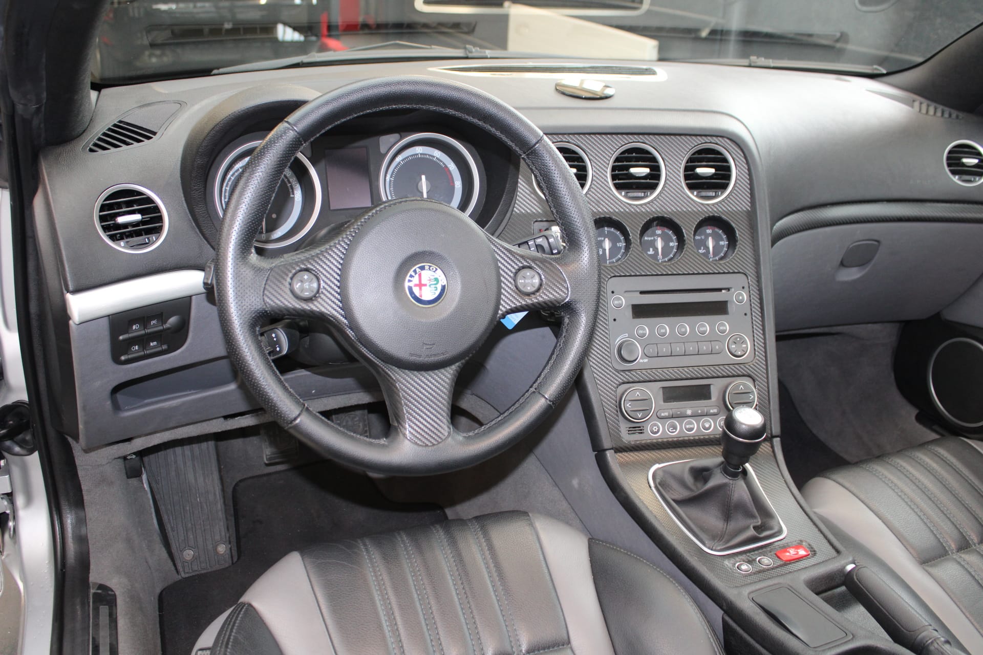 ALFA ROMEO Spider 2.2 JTS-image-4