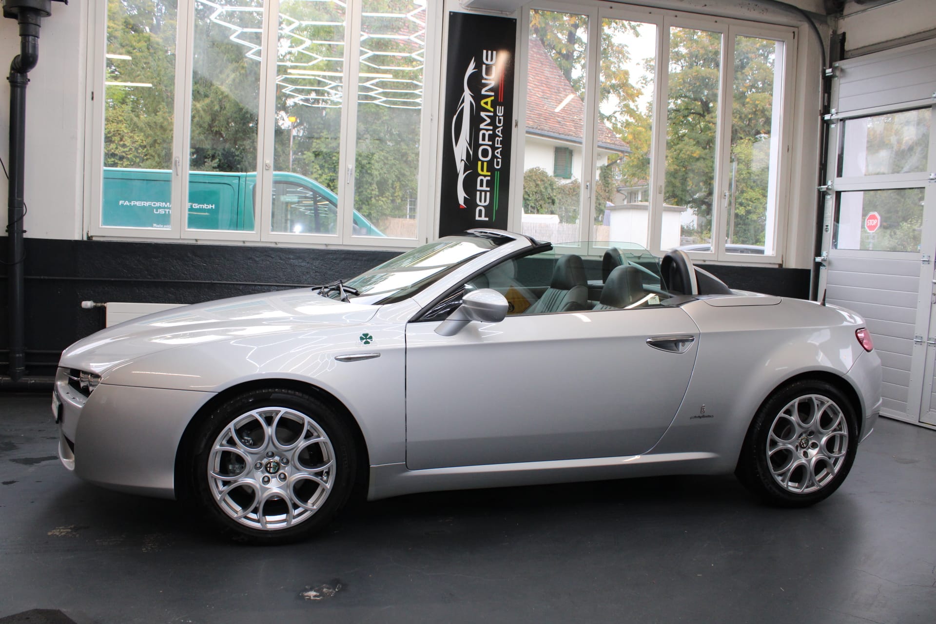 ALFA ROMEO Spider 2.2 JTS-image-2