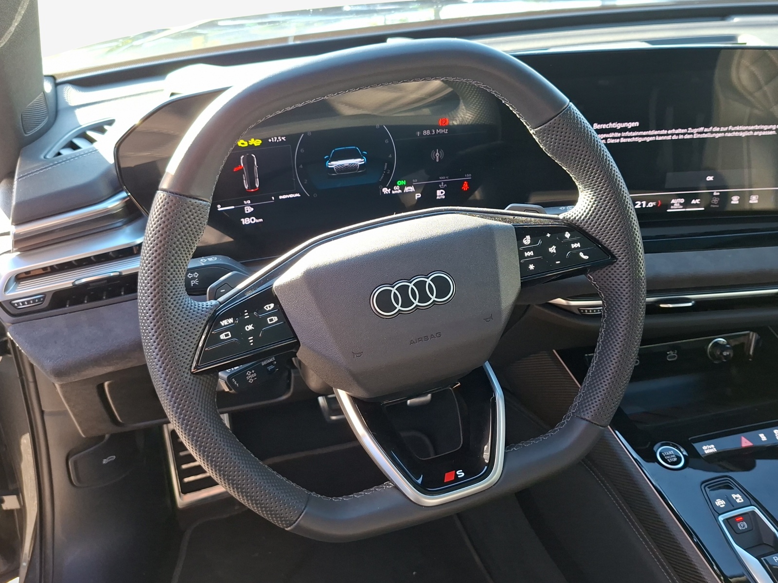 AUDI A6 Avant TFSI quattro 270 kW S tronic-image-9