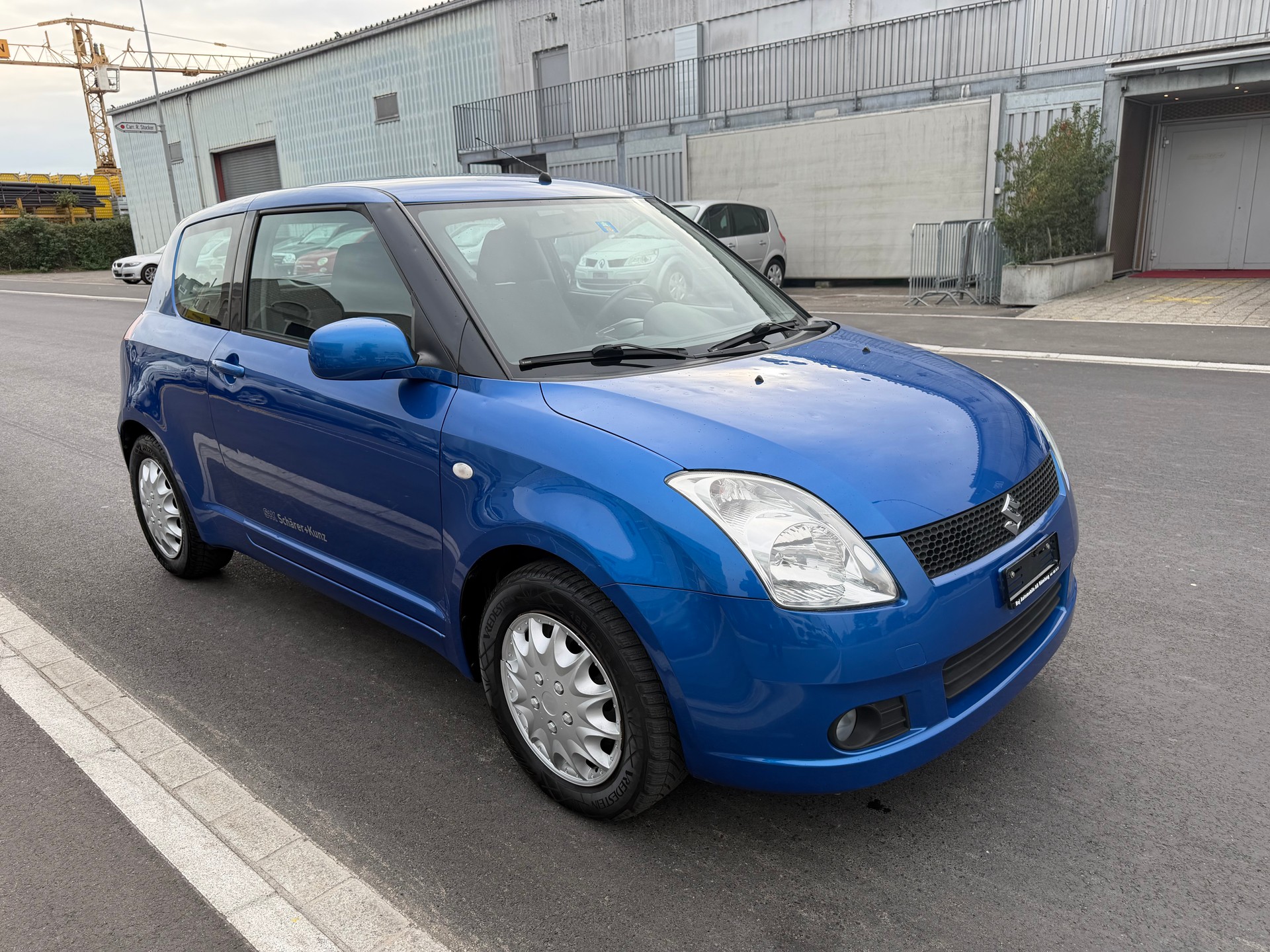 SUZUKI Swift 1.3i 16V GL-image-3