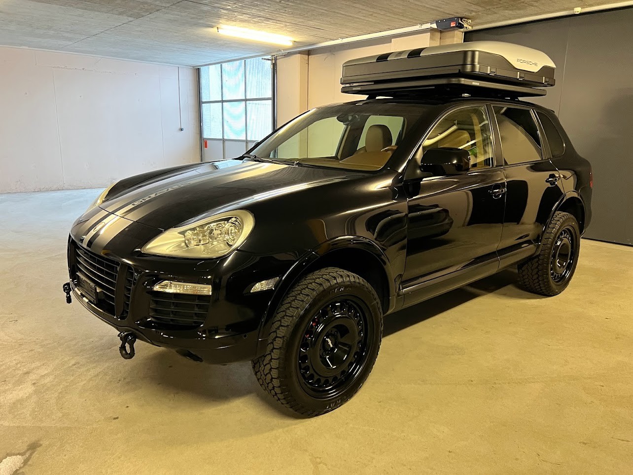 PORSCHE Cayenne GTS Tiptronic-image-9