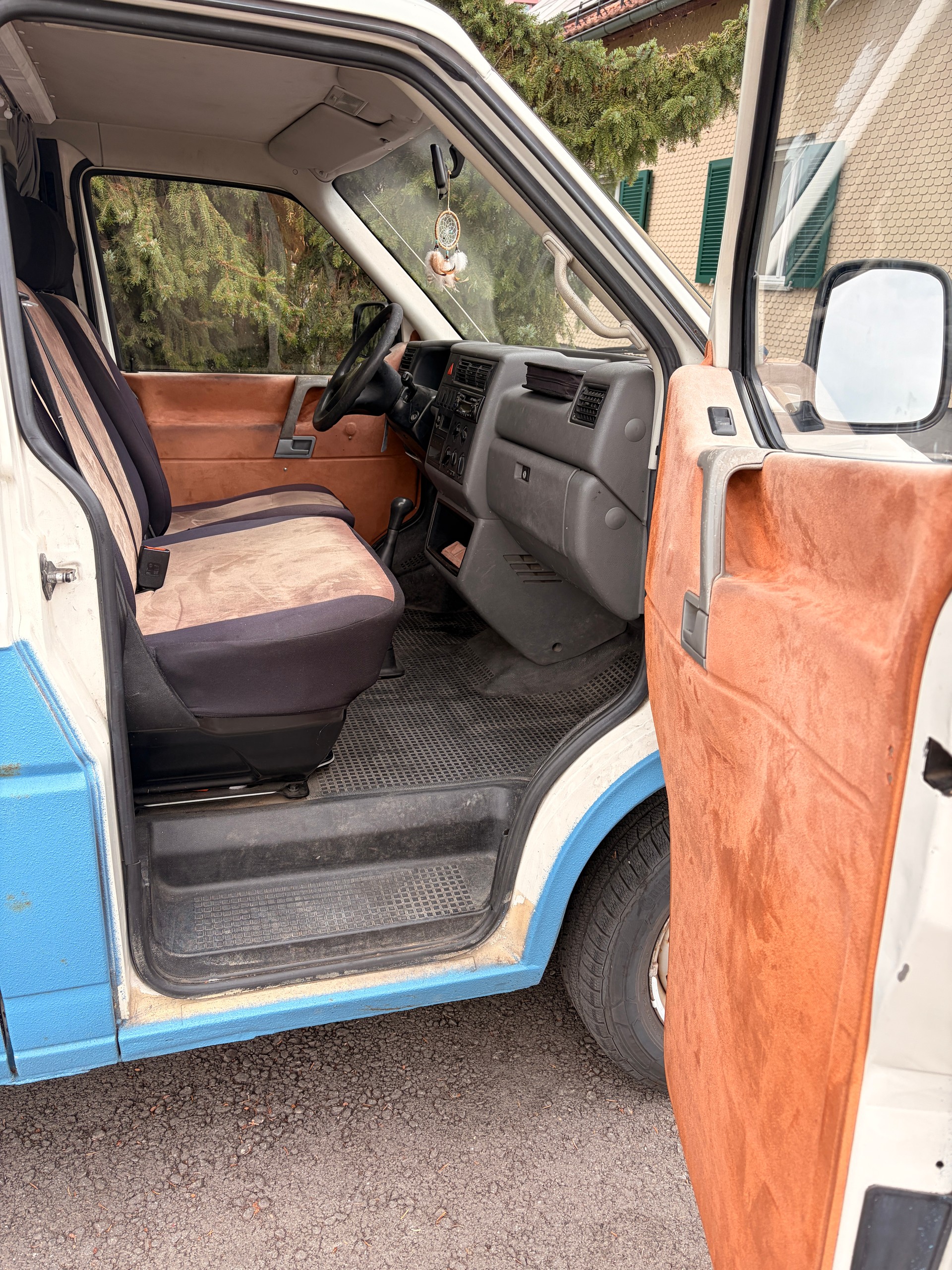 VW 2.5-image-4