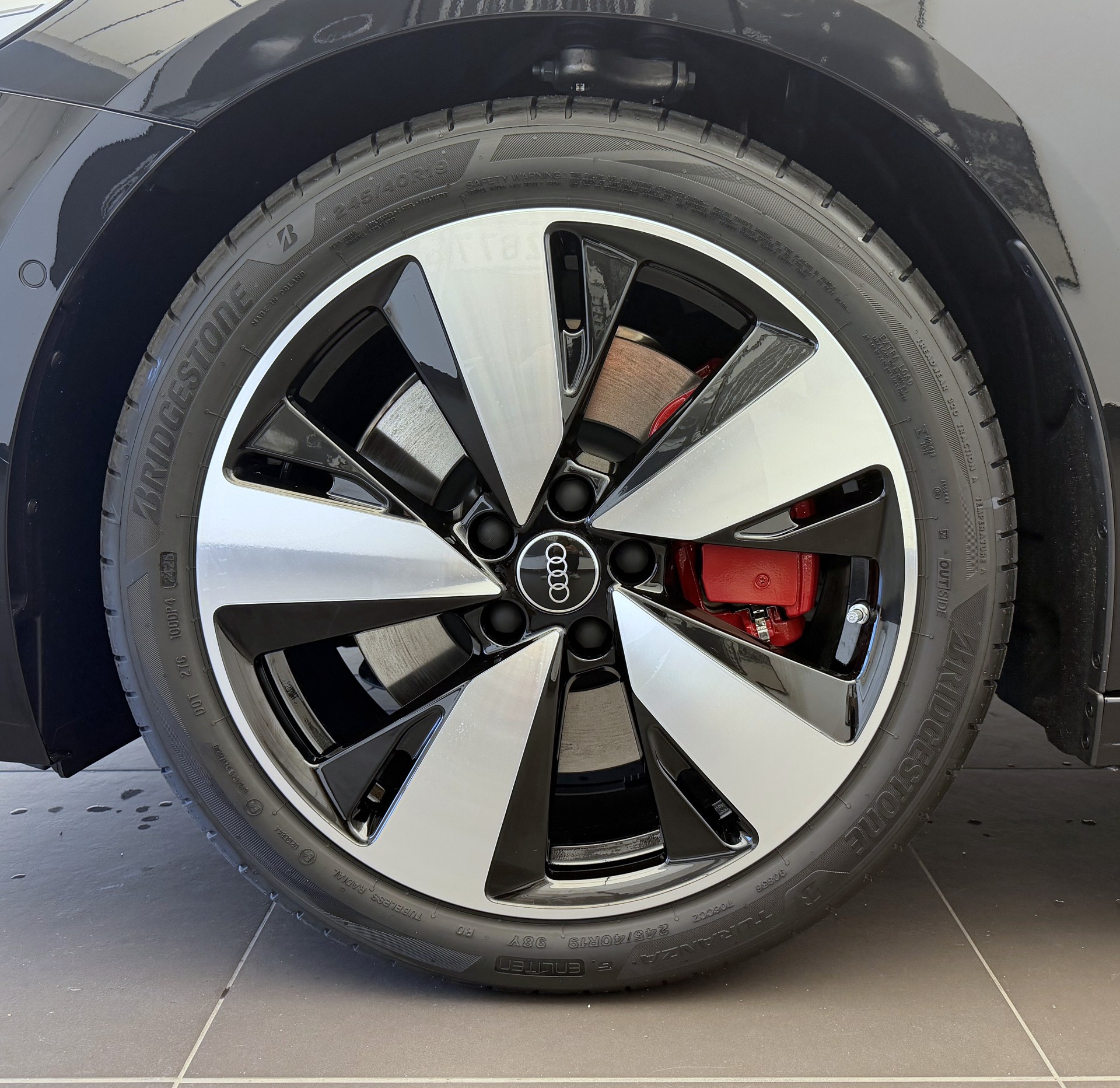 AUDI A5 Avant e-hybrid quattro 270 kW S tronic-image-2