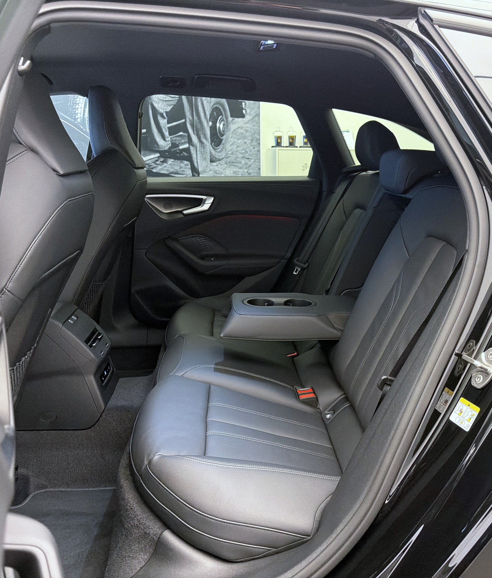 AUDI A5 Avant e-hybrid quattro 270 kW S tronic-image-21