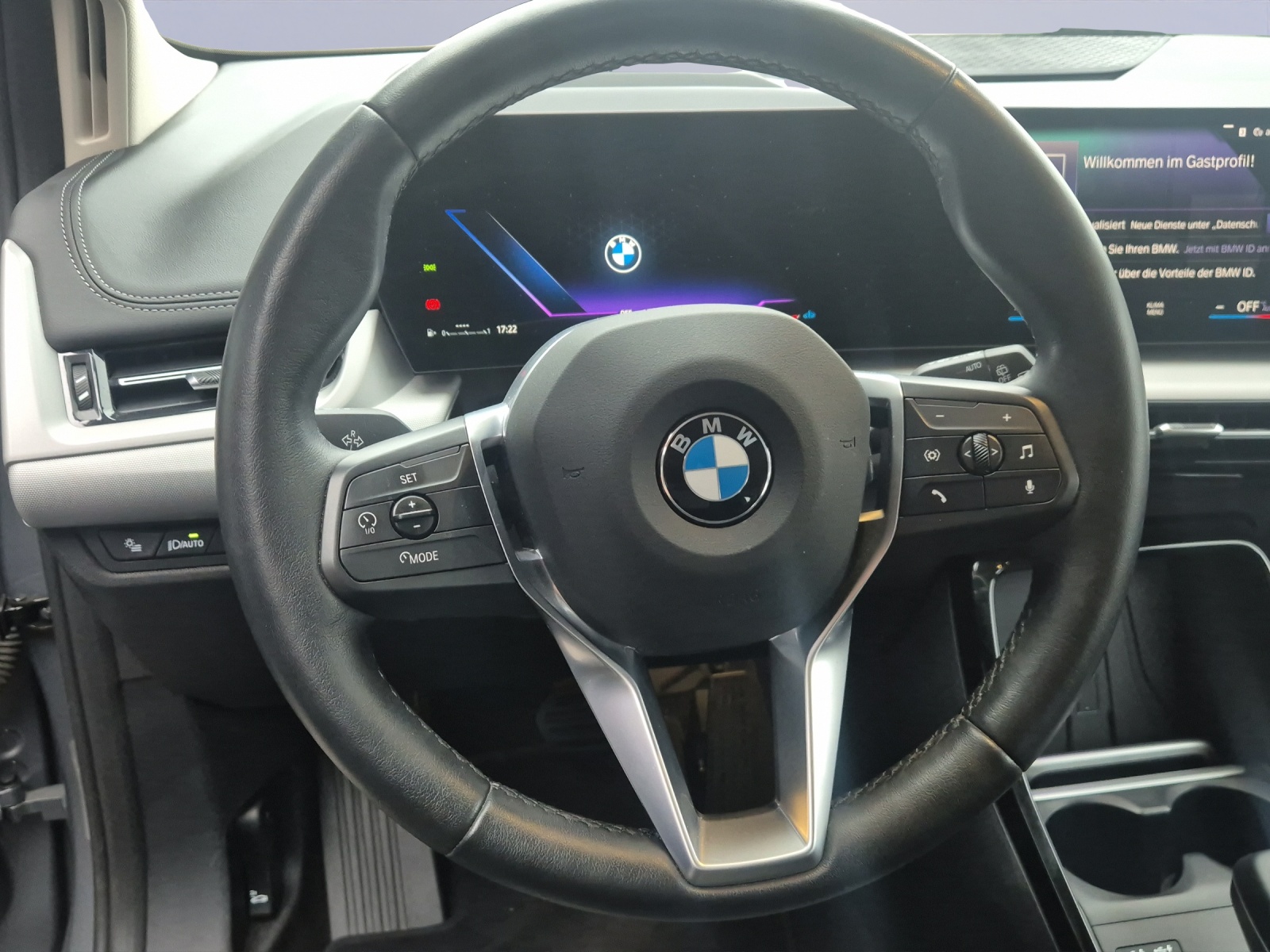 BMW 218i Active Tourer DKG-image-10