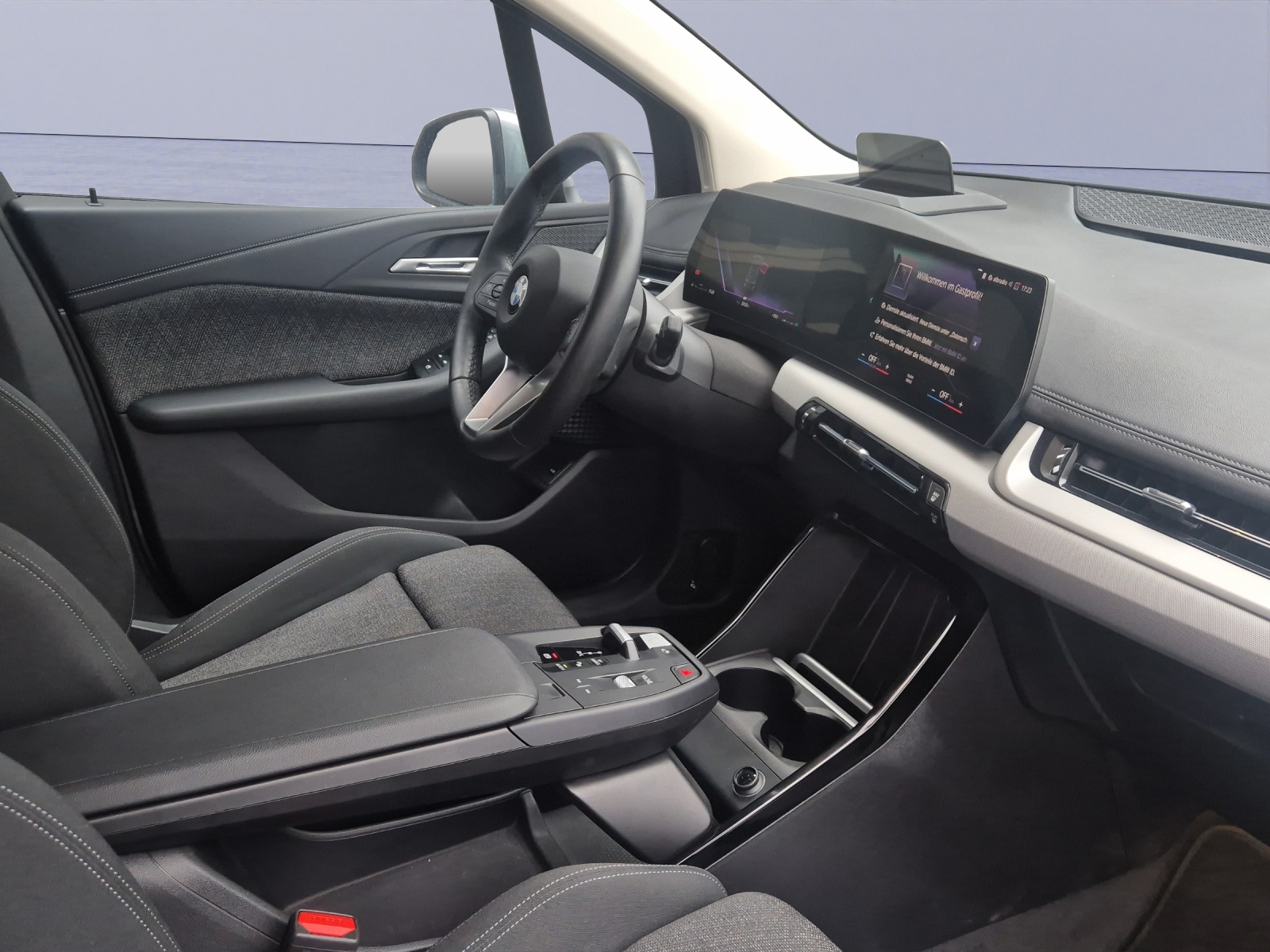 BMW 218i Active Tourer DKG-image-11