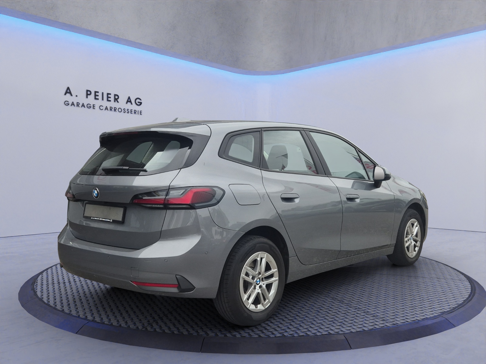 BMW 218i Active Tourer DKG-image-2