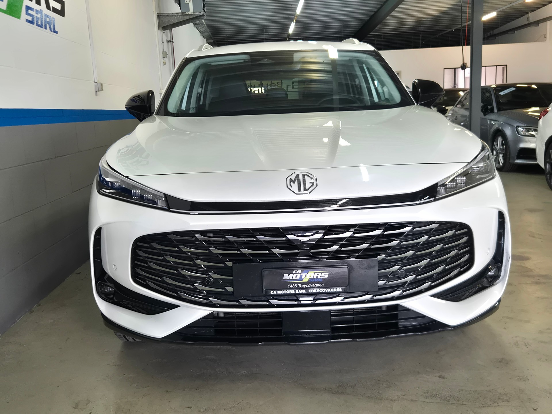 MG HS 1.5 T PHEV Luxury-image-1