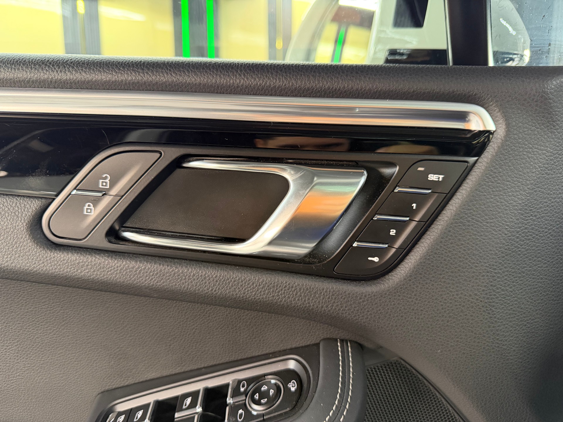 PORSCHE Macan S PDK-image-23