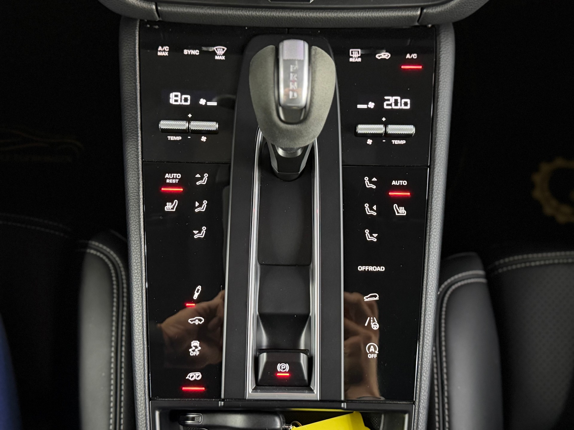 PORSCHE Macan S PDK-image-26
