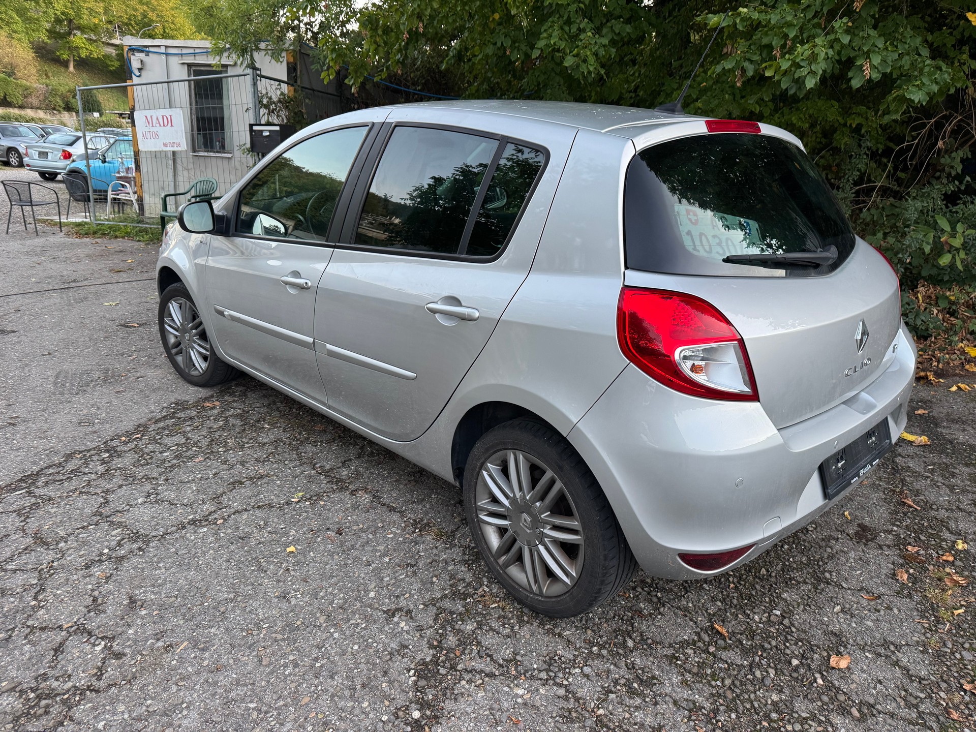 RENAULT Clio 1.2 16V Turbo S-image-3