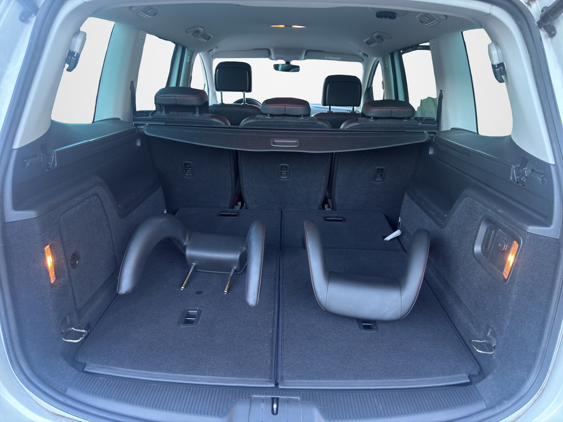 SEAT Alhambra 1.4 TSI FR Line-image-9