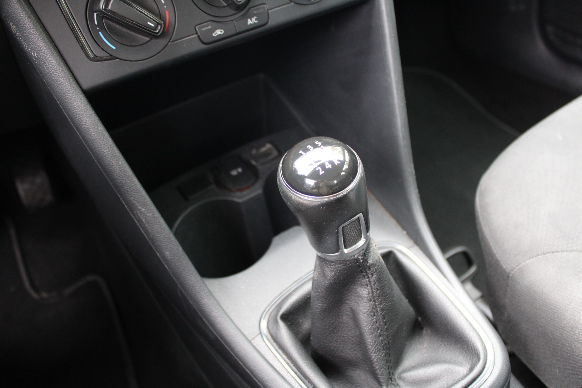 VW Polo 1.0 BMT Start-image-11