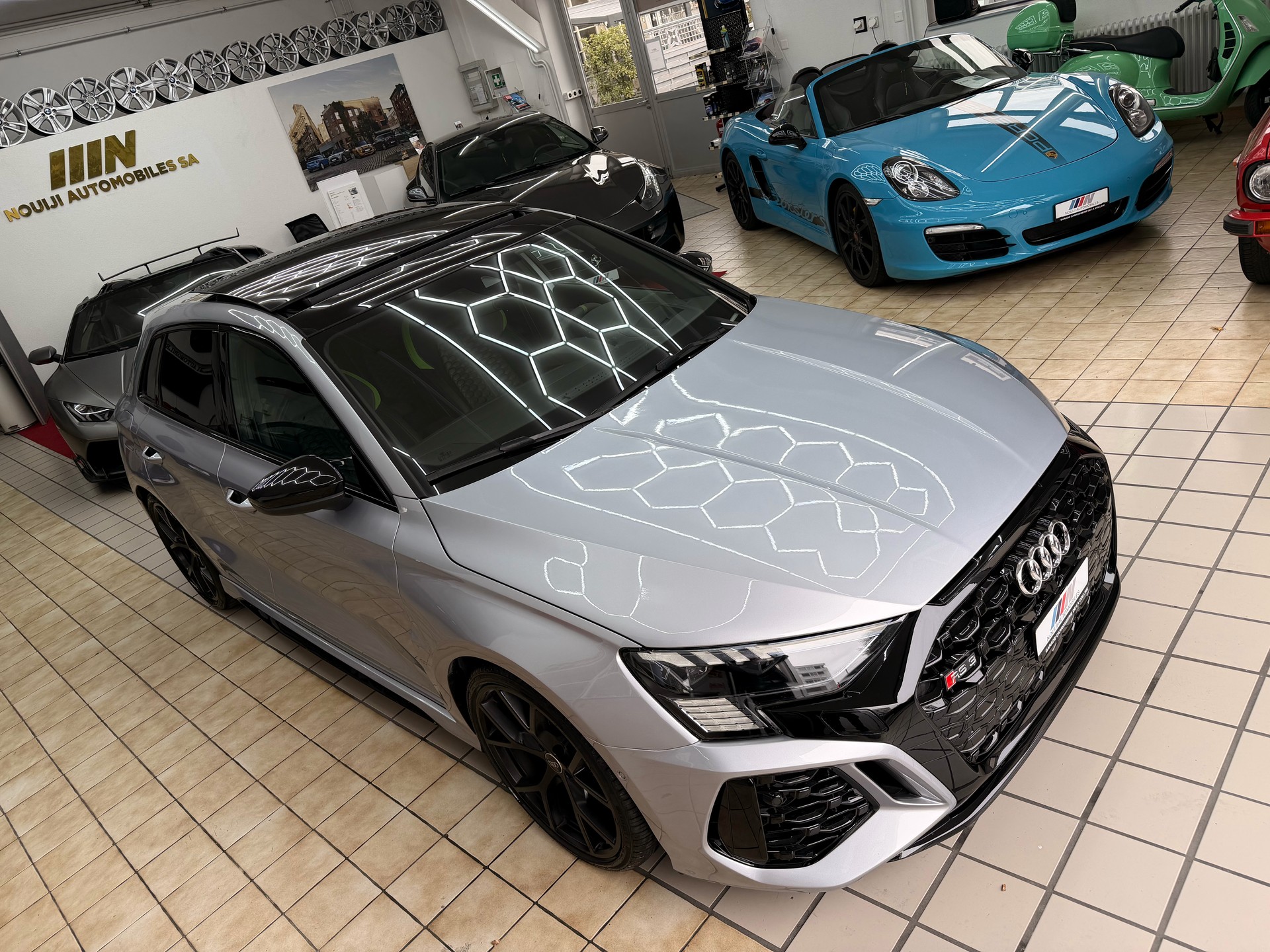 AUDI RS3 Sportback 2.5 TSI quattro S-tronic-image-8